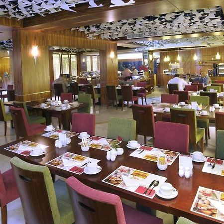 Eastyard Khobar Hotel - Formerly Ramada By Wyndham Khobar מראה חיצוני תמונה
