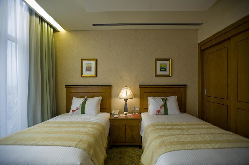 Eastyard Khobar Hotel - Formerly Ramada By Wyndham Khobar מראה חיצוני תמונה