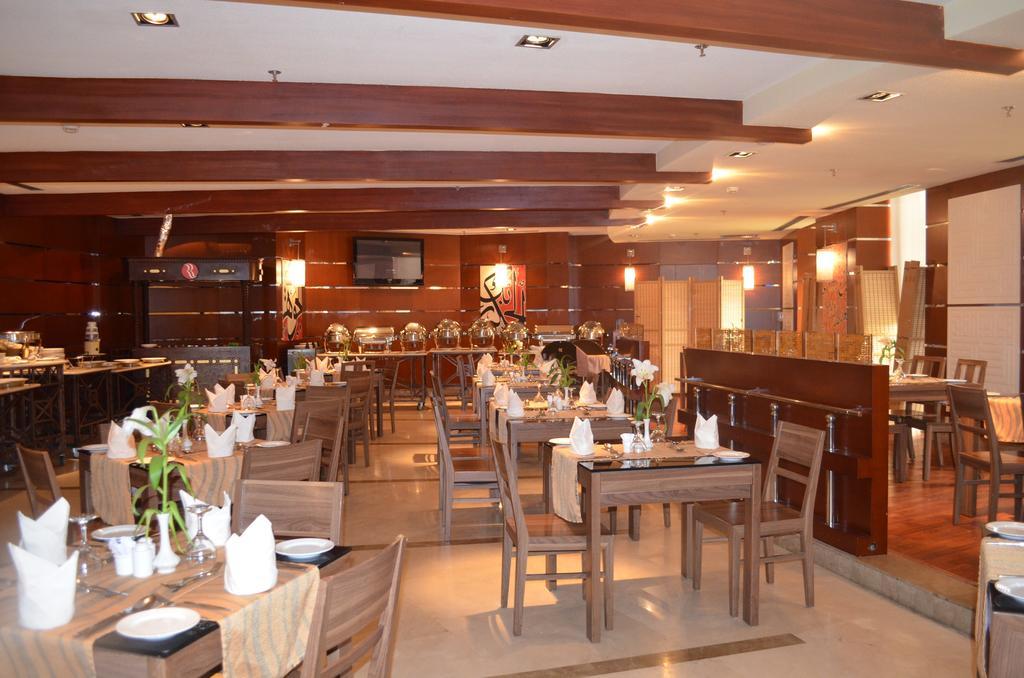 Eastyard Khobar Hotel - Formerly Ramada By Wyndham Khobar מראה חיצוני תמונה