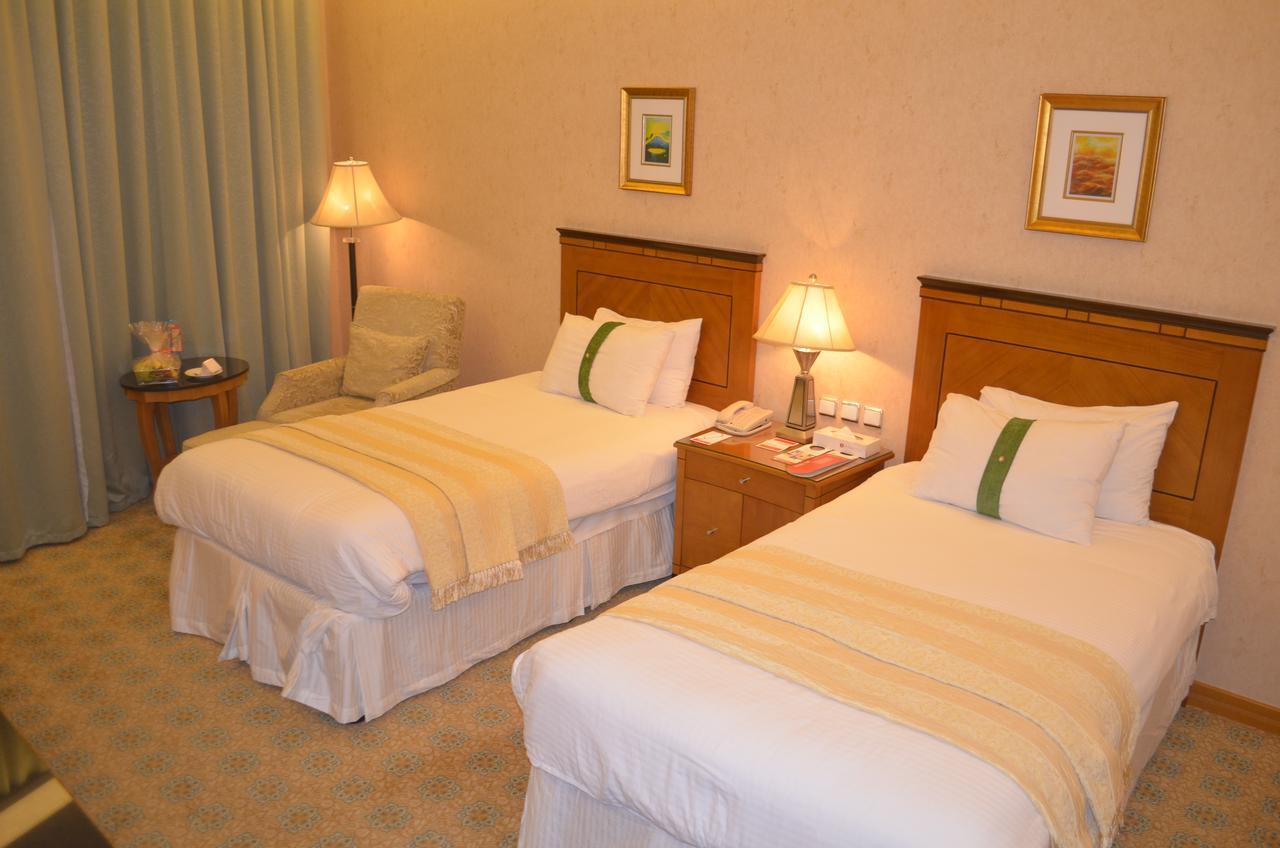 Eastyard Khobar Hotel - Formerly Ramada By Wyndham Khobar חדר תמונה
