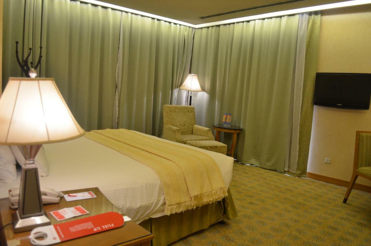 Eastyard Khobar Hotel - Formerly Ramada By Wyndham Khobar מראה חיצוני תמונה